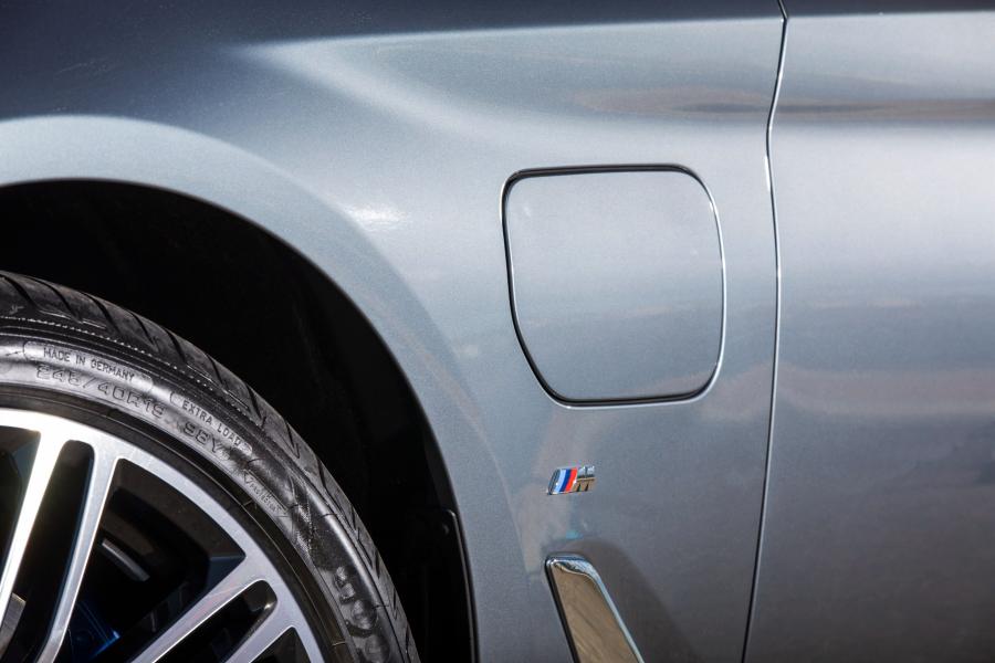 Детали экстерьера BMW 530e M Sport 2017 года  (AU) (фото 24 из 26)